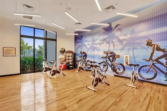 $1,300,000 | 10795 Oceano Way, Parkland, FL 33076