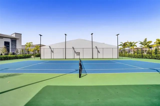 $1,300,000 | 10795 Oceano Way, Parkland, FL 33076