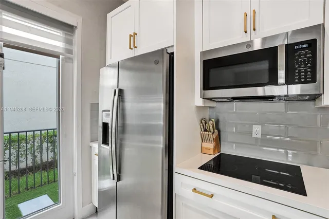 $1,300,000 | 10795 Oceano Way, Parkland, FL 33076