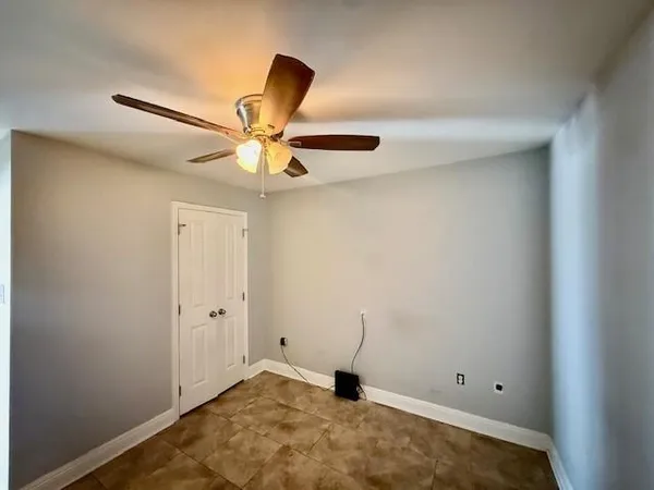 $1,000 | 7616 West Judge Perez Drive, Unit A, Arabi, LA 70032