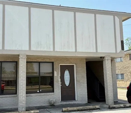 $1,000 | 7616 West Judge Perez Drive, Unit A, Arabi, LA 70032