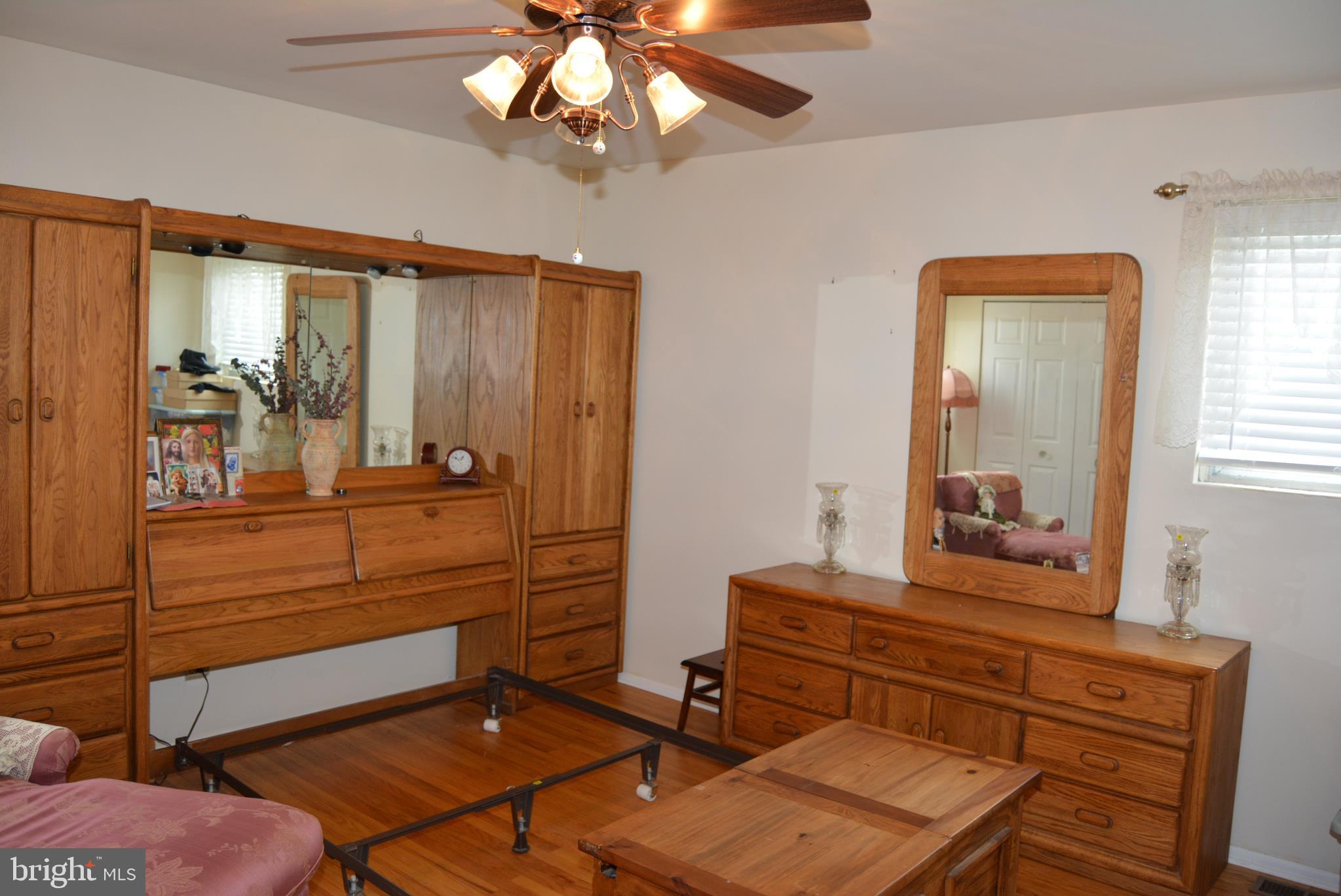 52 Linden Road Burlington, NJ 08016 - Photo 14 of 32 Master Bedroom