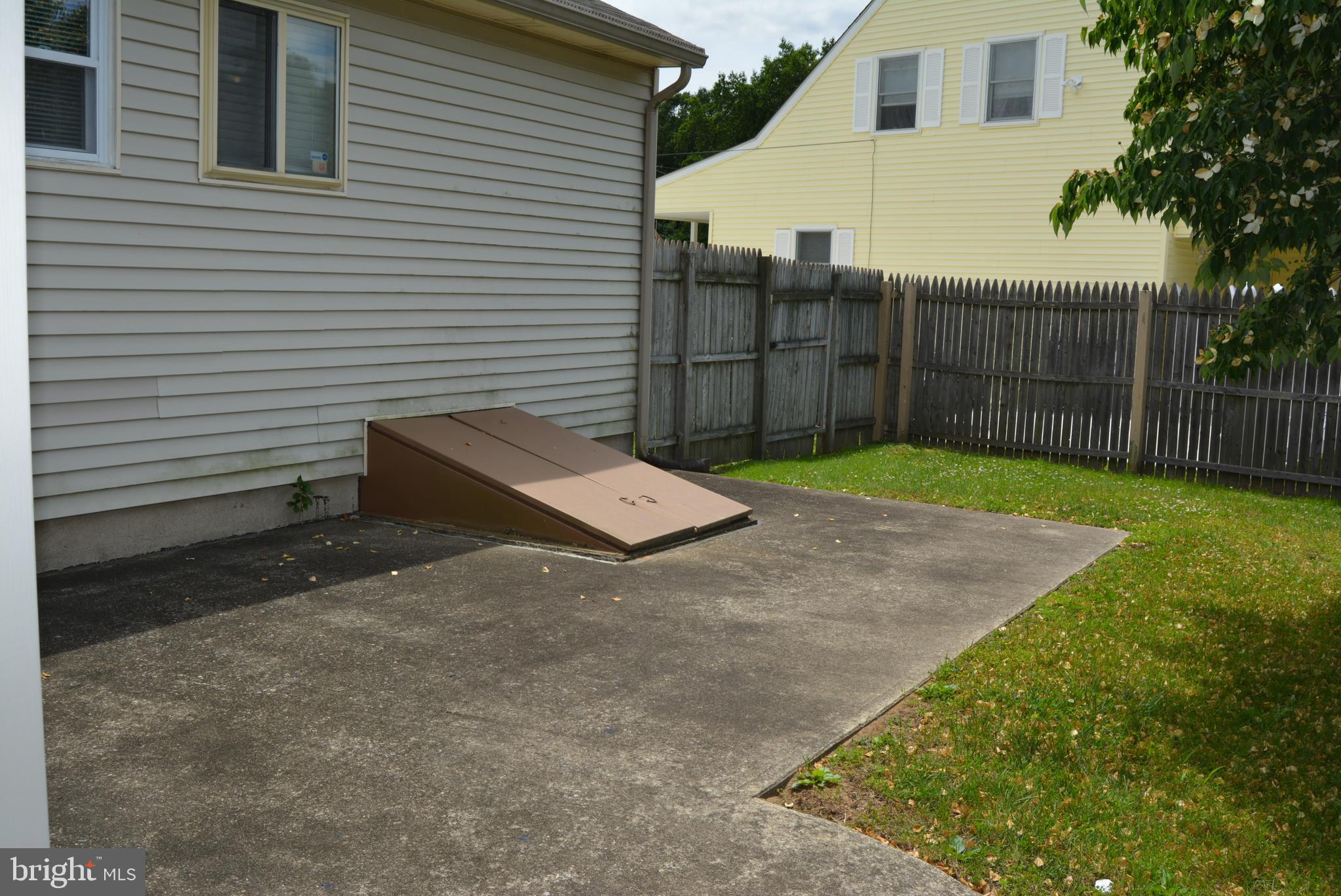 52 Linden Road Burlington, NJ 08016 - Photo 29 of 32 Back Yard Bilco Doors
