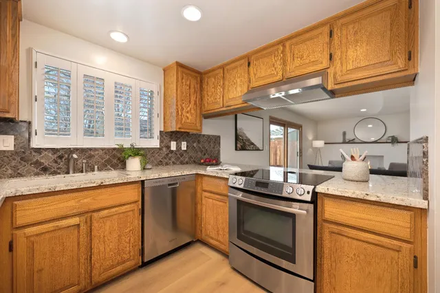 $899,000 | 5031 Jennings Way, Sacramento, CA 95819