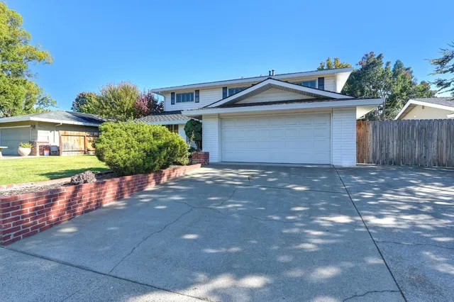 $899,000 | 5031 Jennings Way, Sacramento, CA 95819