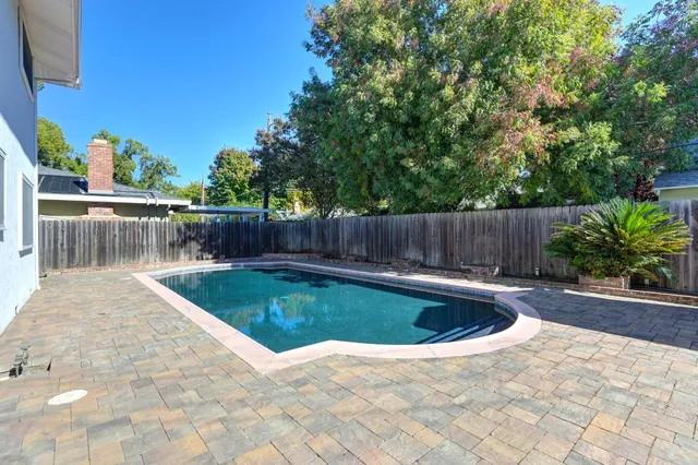 $899,000 | 5031 Jennings Way, Sacramento, CA 95819