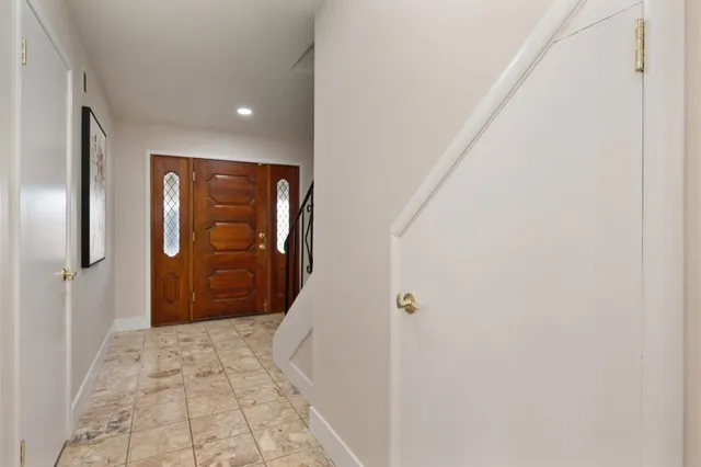 $899,000 | 5031 Jennings Way, Sacramento, CA 95819