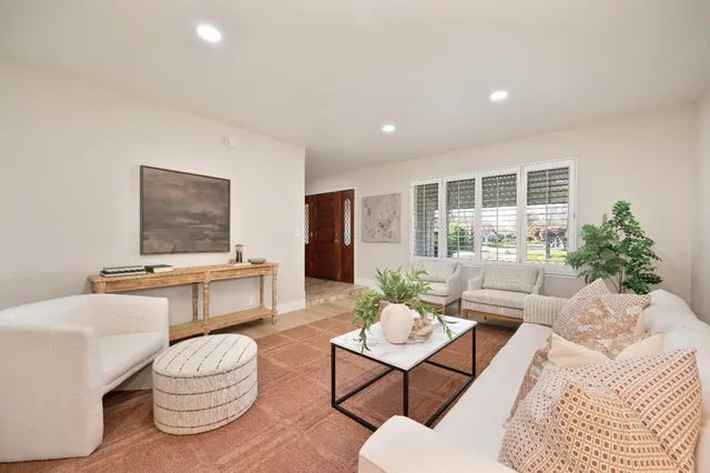 $899,000 | 5031 Jennings Way, Sacramento, CA 95819