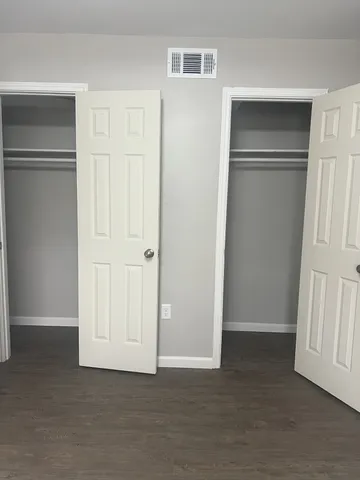 $1,095 | 9745 Long Point Road, Unit 37, Houston, TX 77055