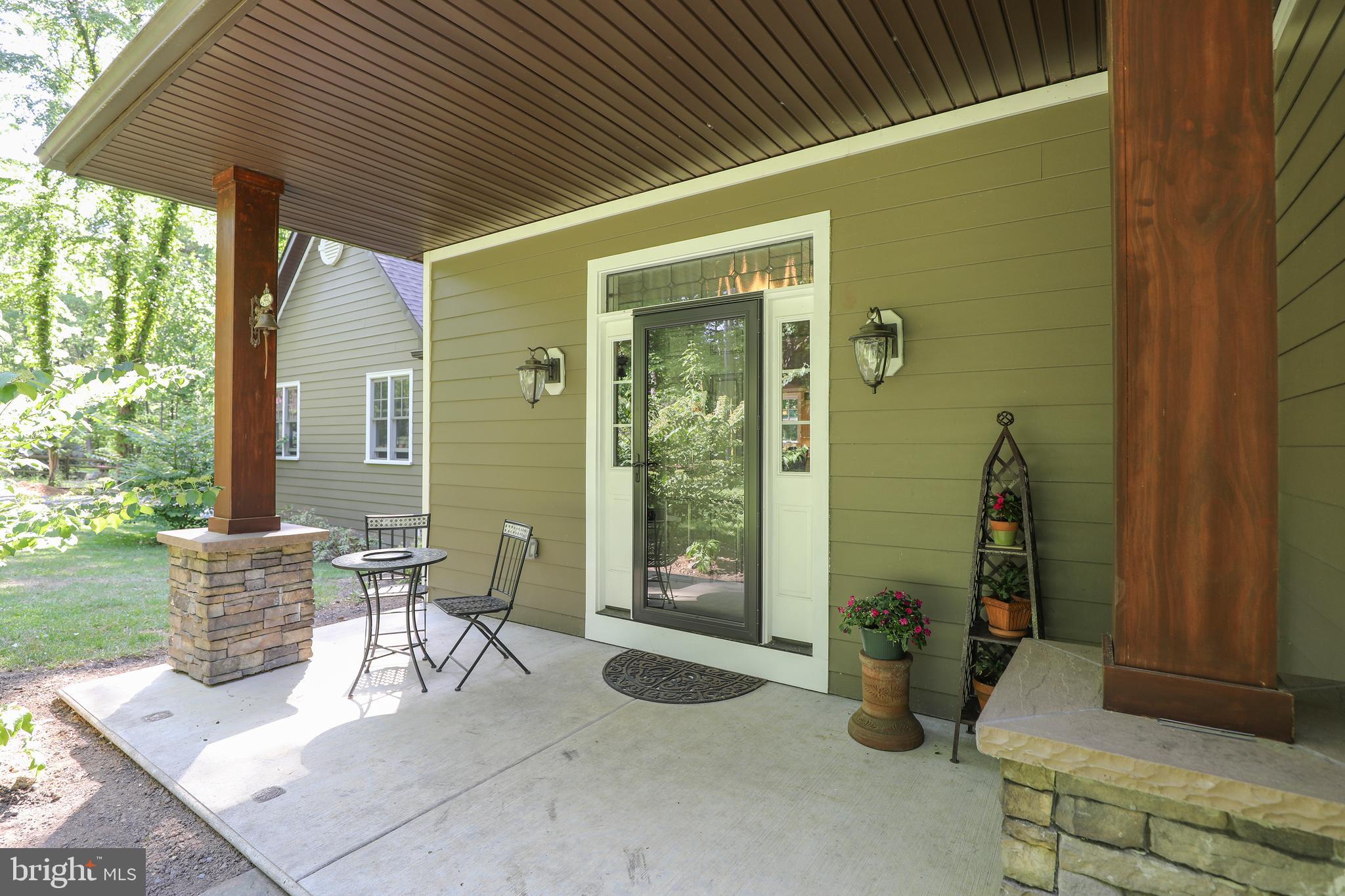 2901 Snake Hill Road Doylestown, PA 18902 - Photo 3 of 37