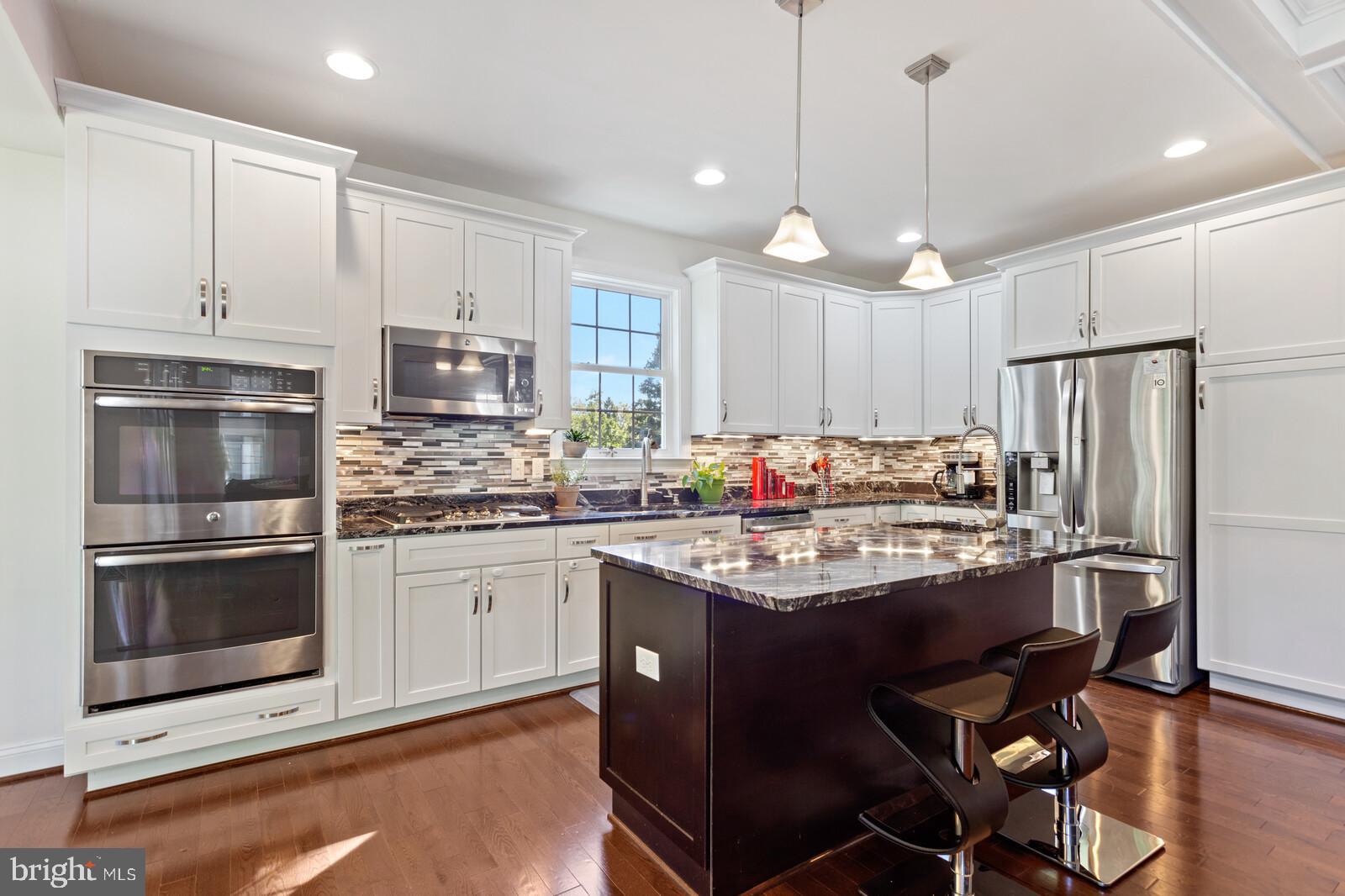 4115 Roberts Road Fairfax, VA 22032 - Photo 8 of 29