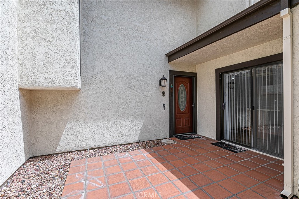 66 Stanford Circle Lompoc, CA 93436 - Photo 3 of 29 a front view of a house