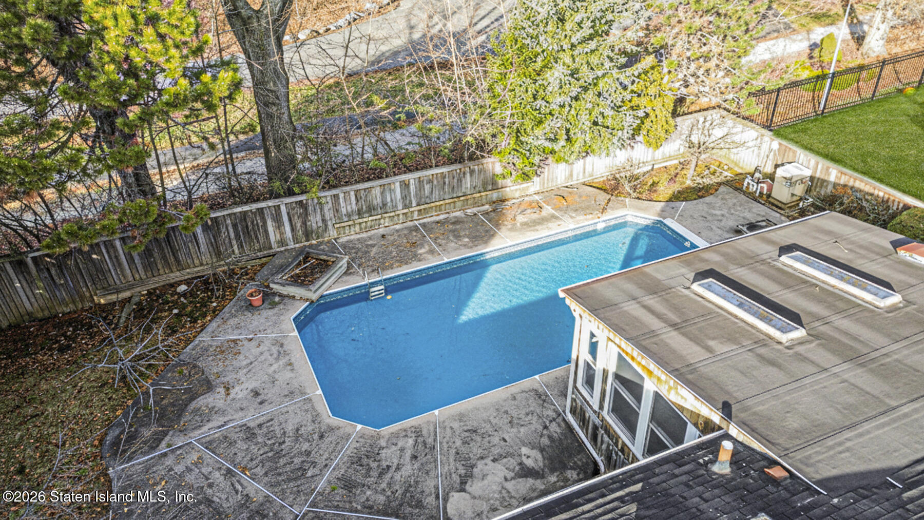 35 Rice Avenue Staten Island, NY 10301 - Photo 30 of 33 a view of a balcony with two chairs