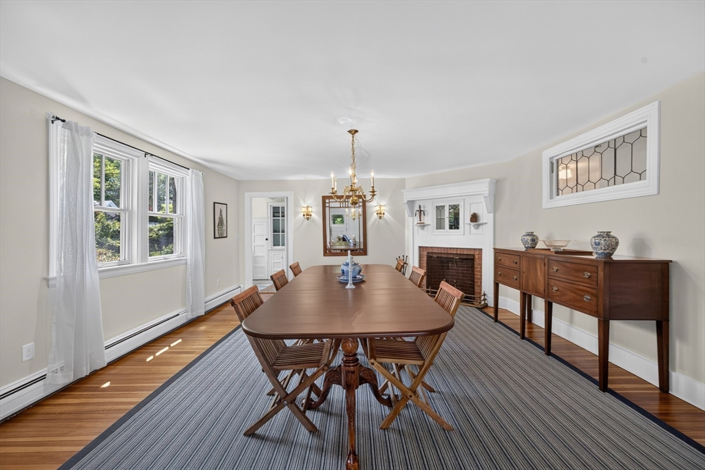 72 Water Street Marion, MA 02738 - Photo 11 of 42