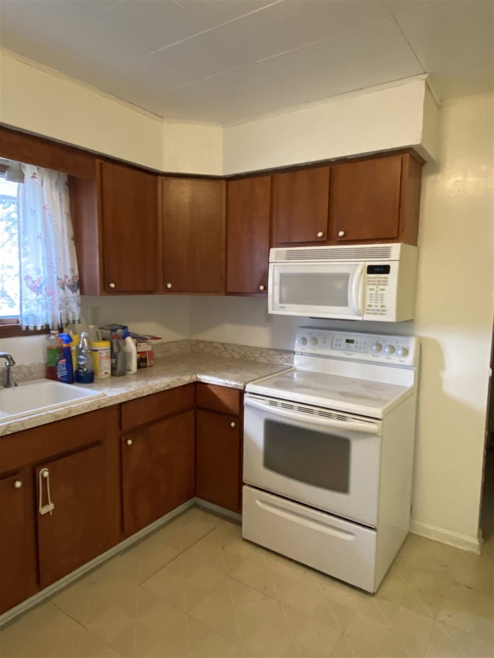 2760 East Riley Road Owosso, MI 48867 - Photo 17 of 40 50037571-16.JPG