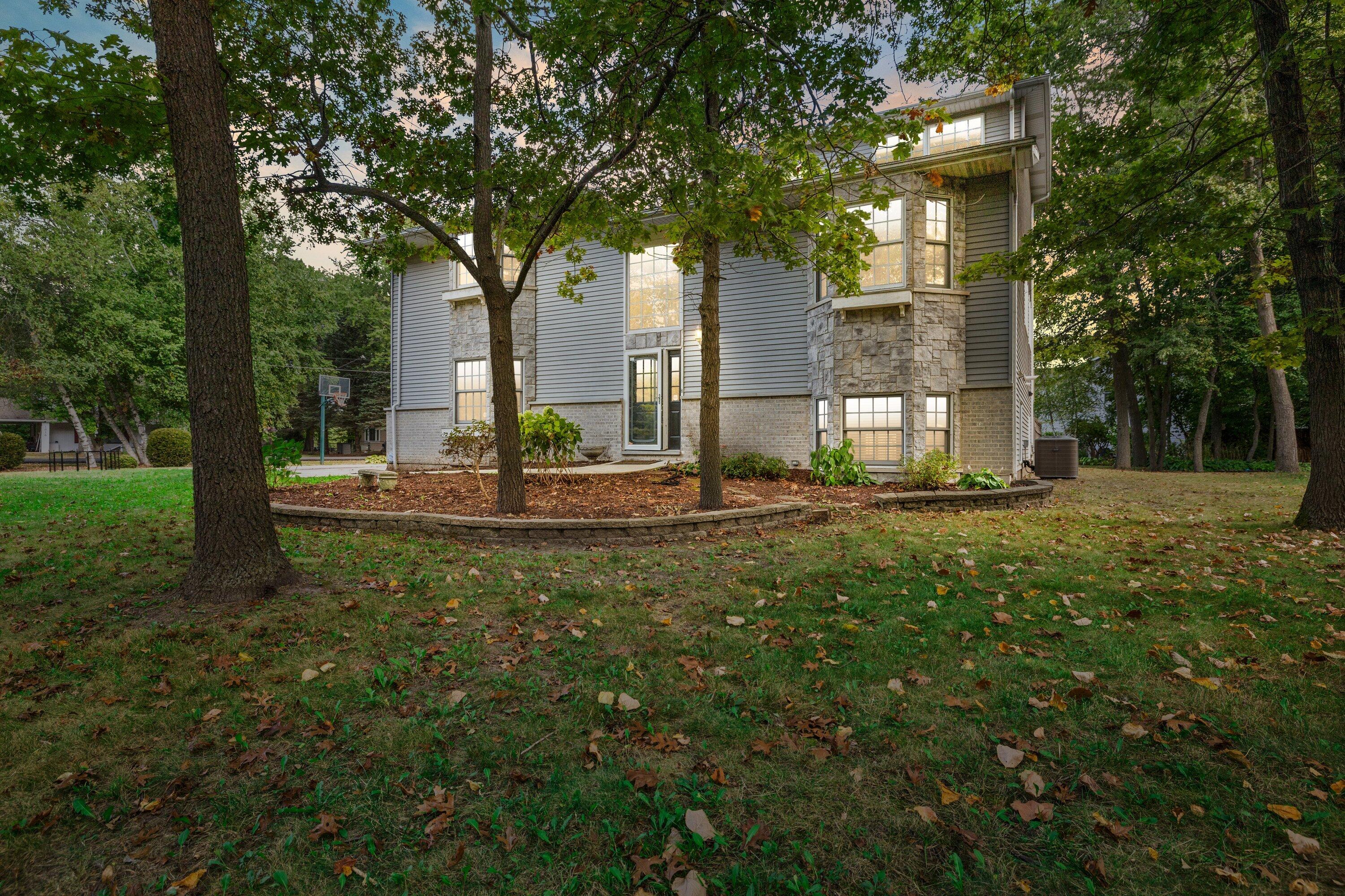 1005 97th Street Pleasant Prairie, WI 53158 - Photo 2 of 50 Exterior