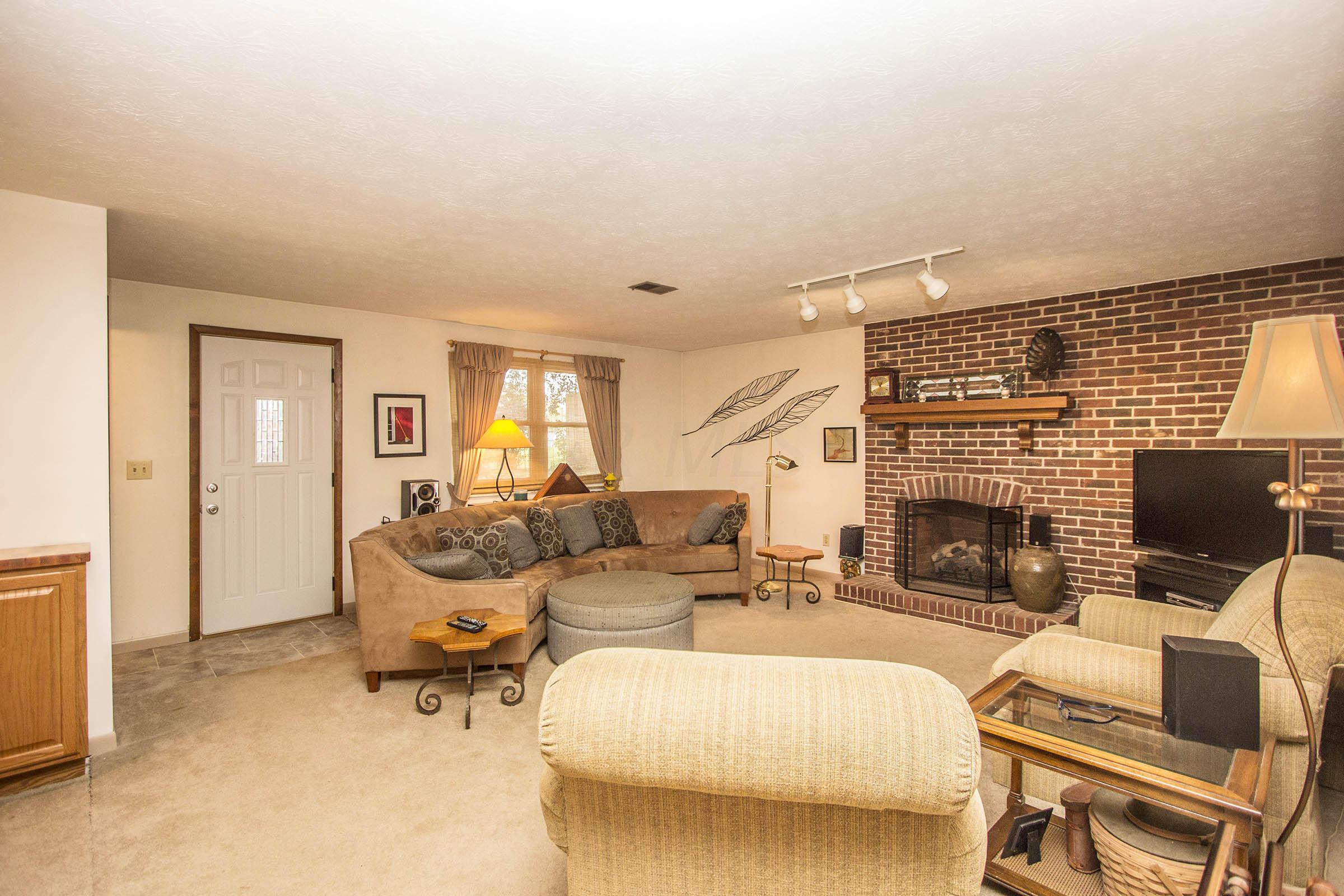2410 Merbrook Road Columbus, OH 43235 - Photo 24 of 45 Gallery Image 24