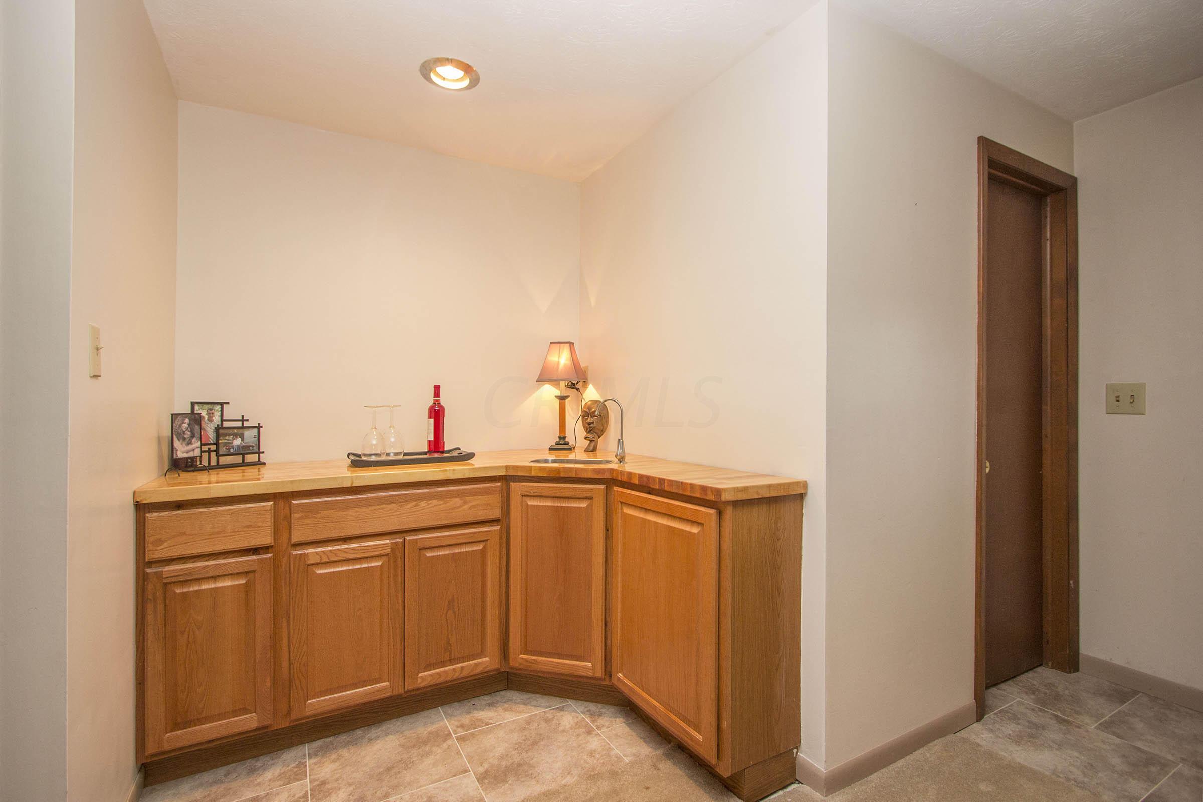 2410 Merbrook Road Columbus, OH 43235 - Photo 27 of 45 Gallery Image 27