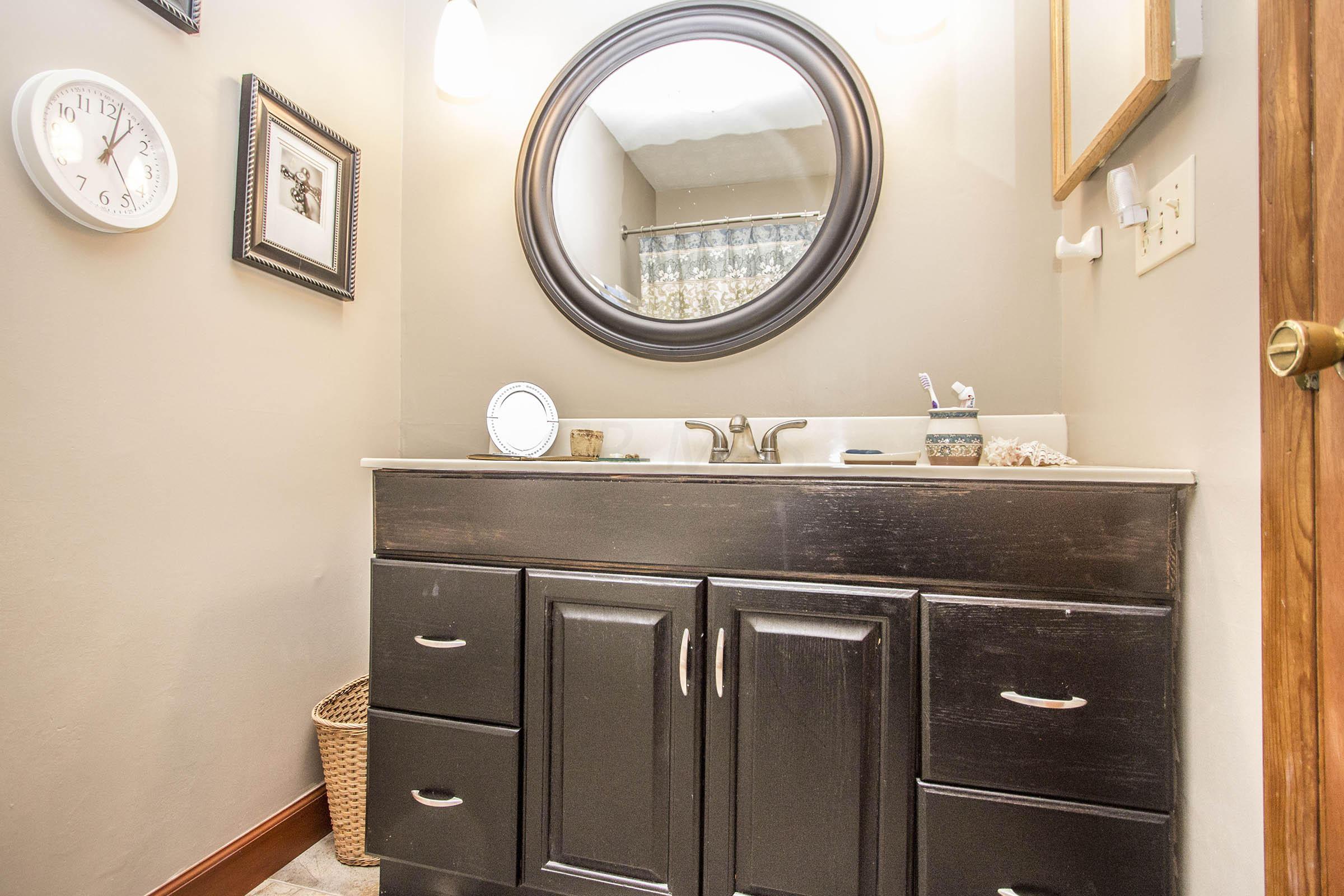 2410 Merbrook Road Columbus, OH 43235 - Photo 29 of 45 Gallery Image 29
