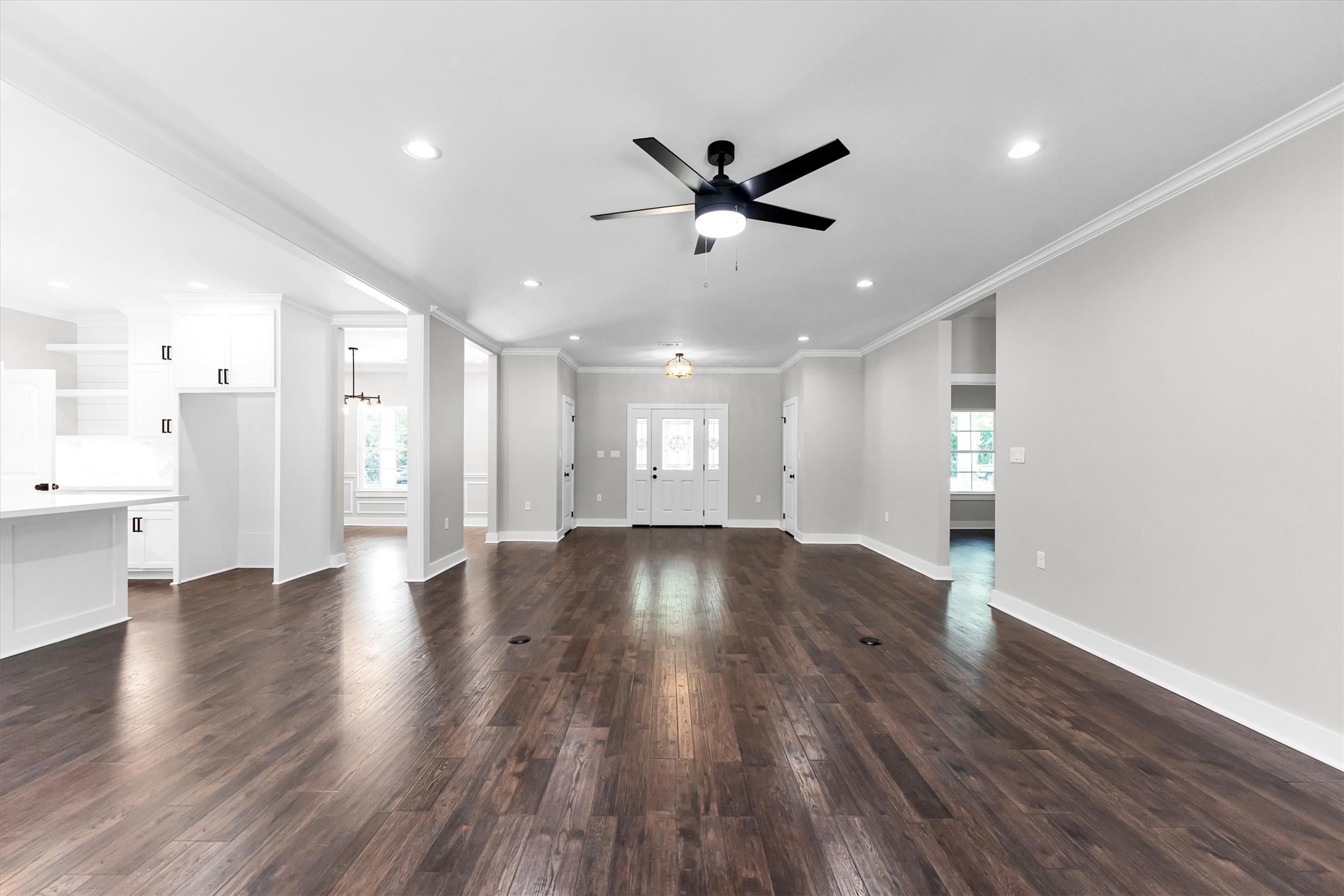 1087 Jones Road New Waverly, TX 77358 - Photo 6 of 44 Gallery Image 6