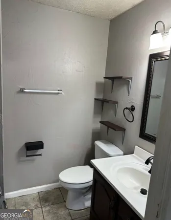 a close view of a fireplace in a bathroom