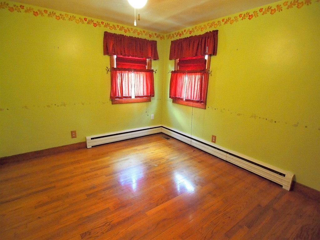 26 Worcester Road Townsend, MA 01469 - Photo 13 of 25 Gallery Image 13