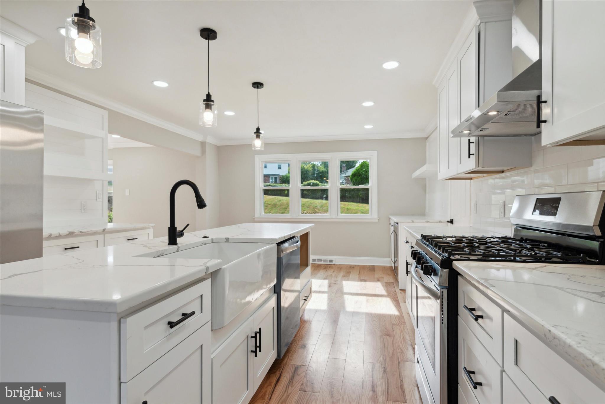 205 Remington Road Broomall, PA 19008 - Photo 3 of 27 Gallery Image 3