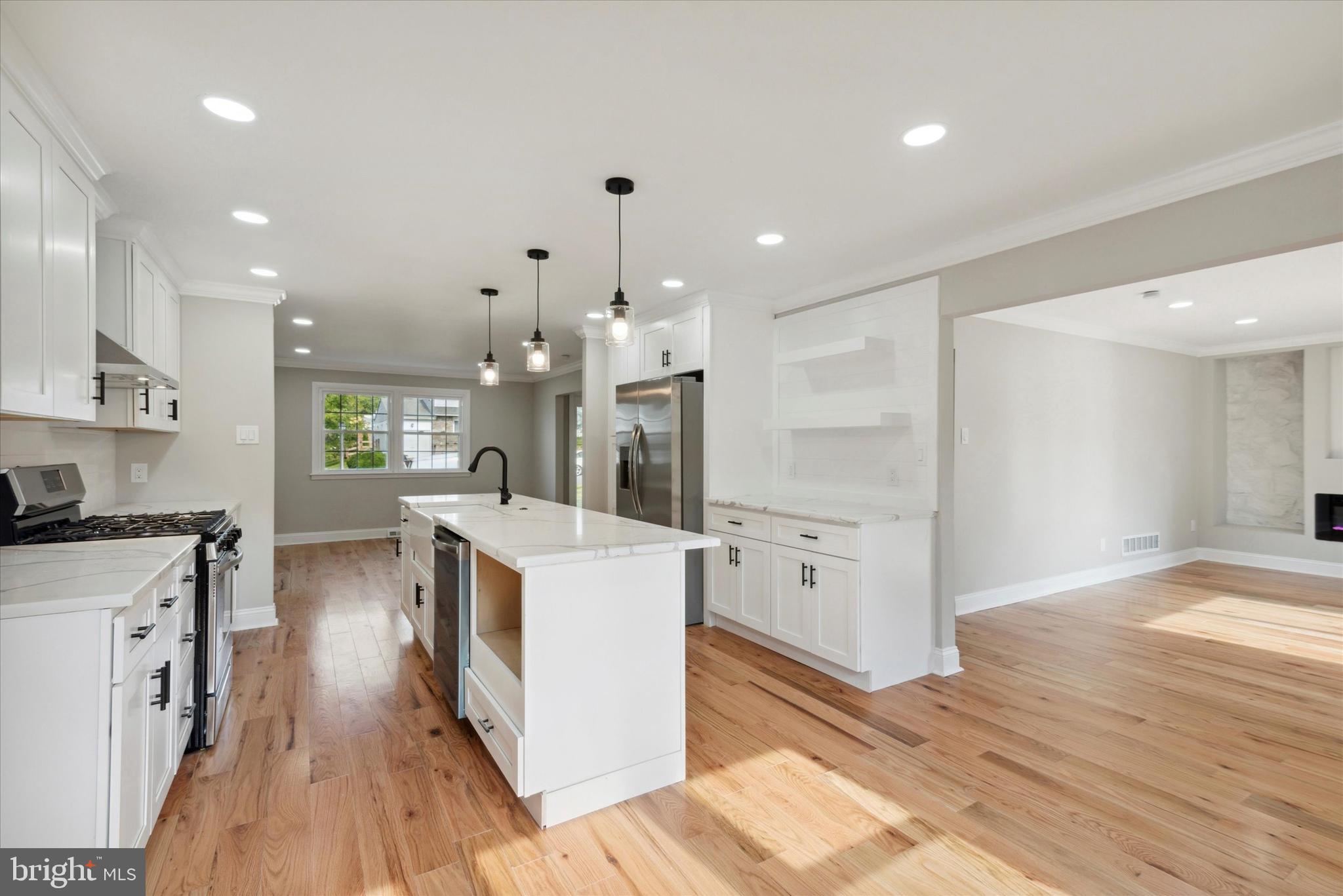 205 Remington Road Broomall, PA 19008 - Photo 5 of 27 Gallery Image 5