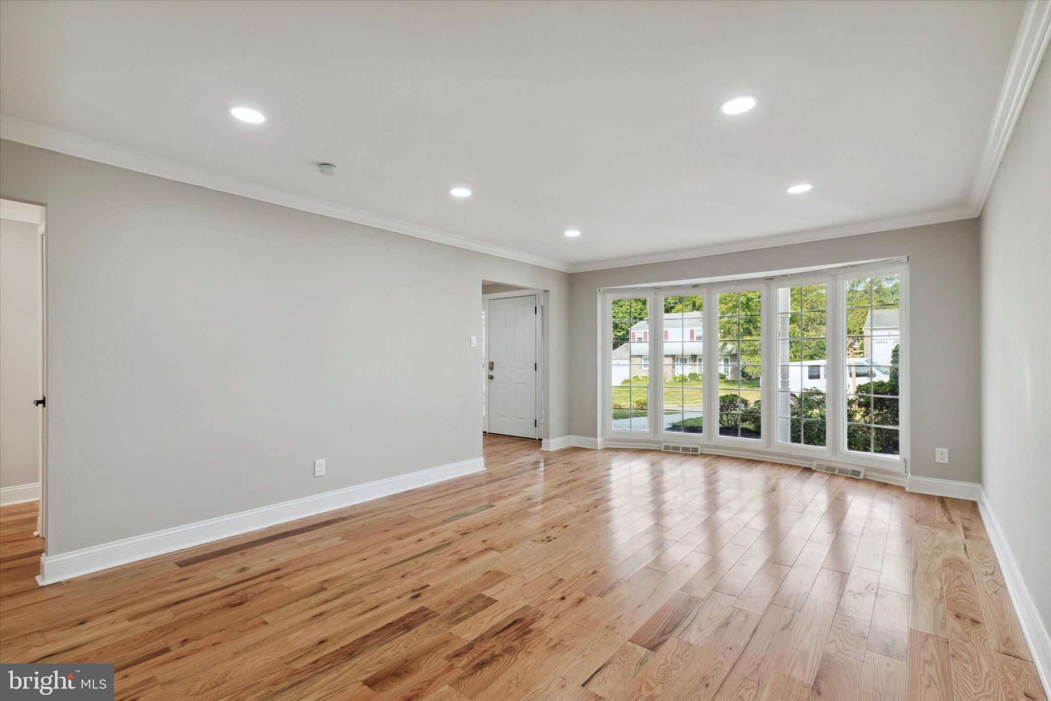205 Remington Road Broomall, PA 19008 - Photo 8 of 27 Gallery Image 8