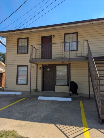 a view of a house with a sink