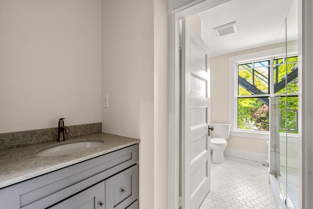 16 Loring Avenue, Unit 2 Salem, MA 01970 - Photo 15 of 25