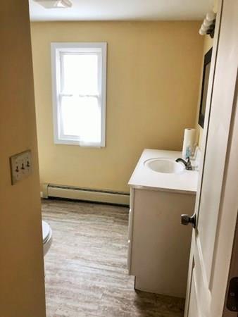 69 Rimmon Avenue Springfield, MA 01107 - Photo 16 of 23