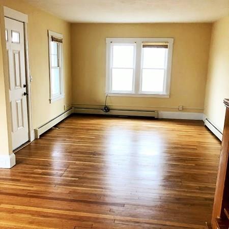 69 Rimmon Avenue Springfield, MA 01107 - Photo 5 of 23