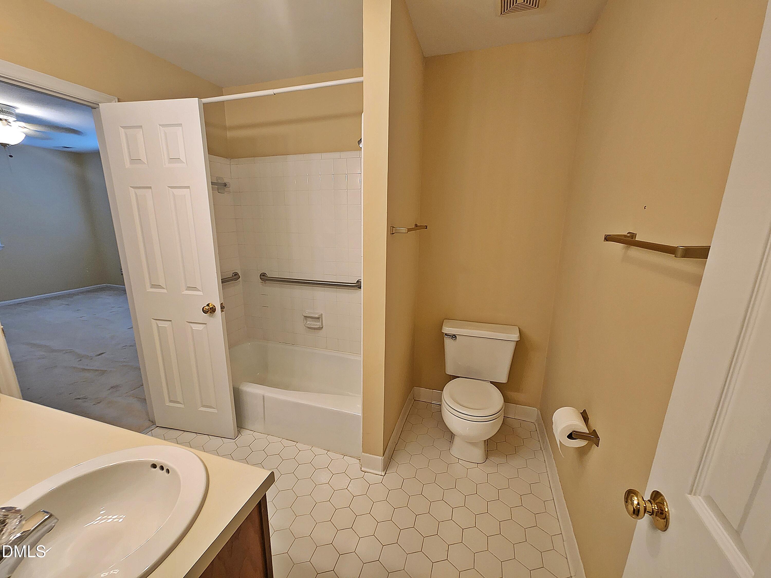 1615 Dunraven Drive Raleigh, NC 27612 - Photo 22 of 36 bath 2 a