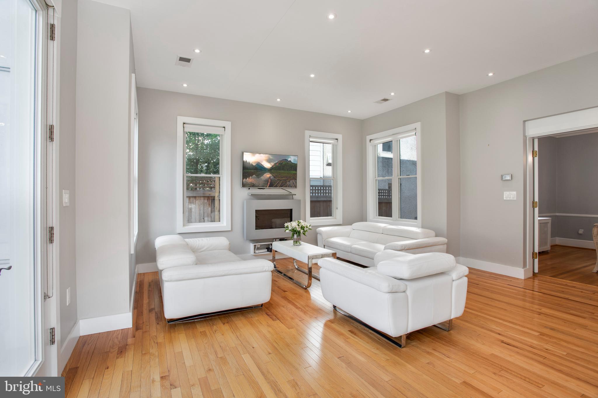 3339 Military Road Northwest Washington, DC 20015 - Photo 11 of 69