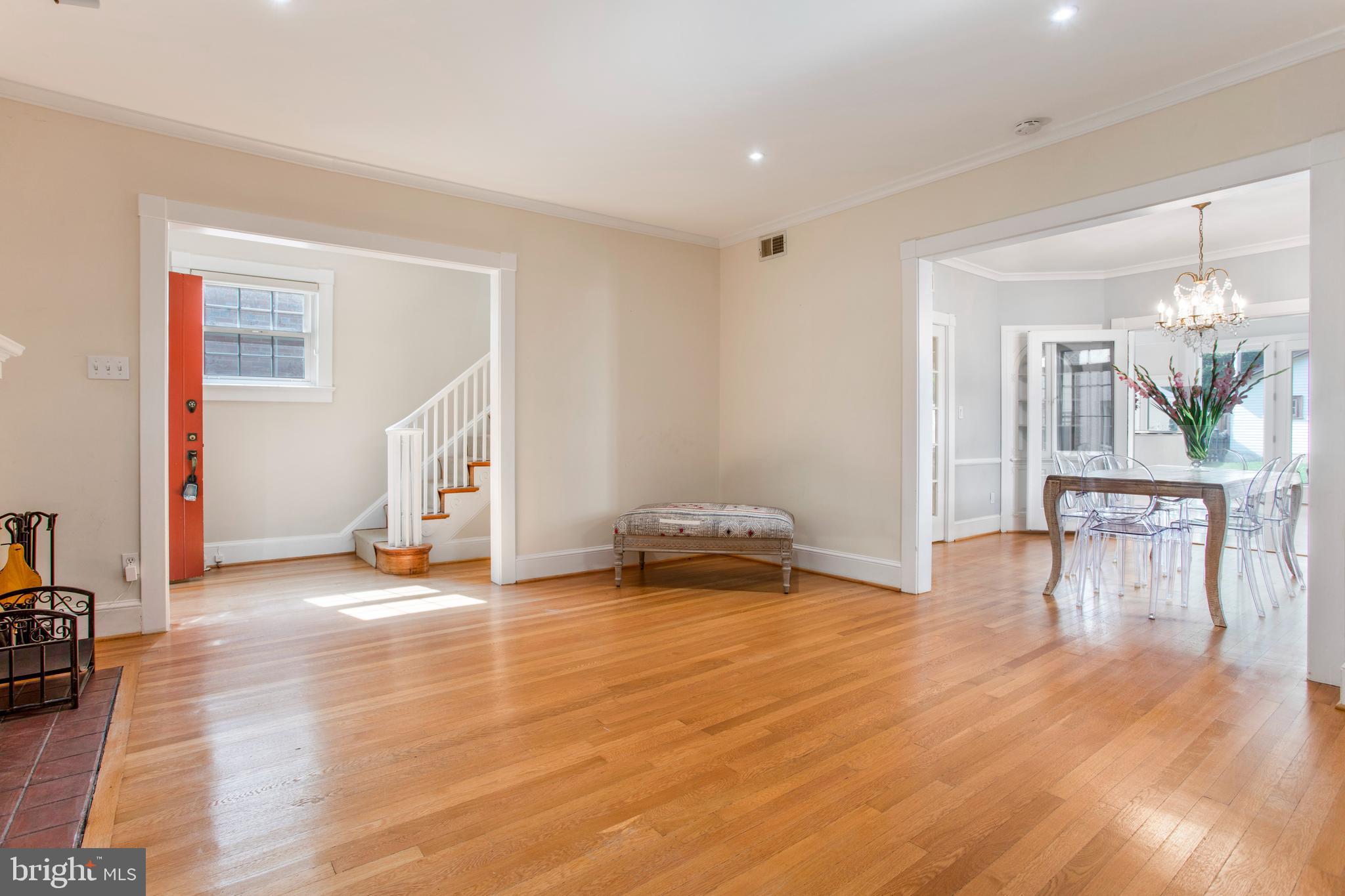 3339 Military Road Northwest Washington, DC 20015 - Photo 3 of 69 Formal Living Room