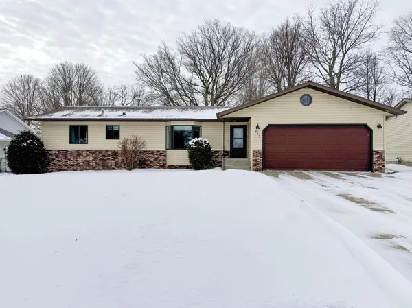$279,000 | 402 East 14th Street, Fergus Falls, MN 56537