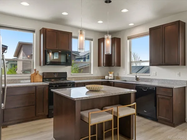 $530,000 | 8853 East 55th Avenue, Denver, CO 80238