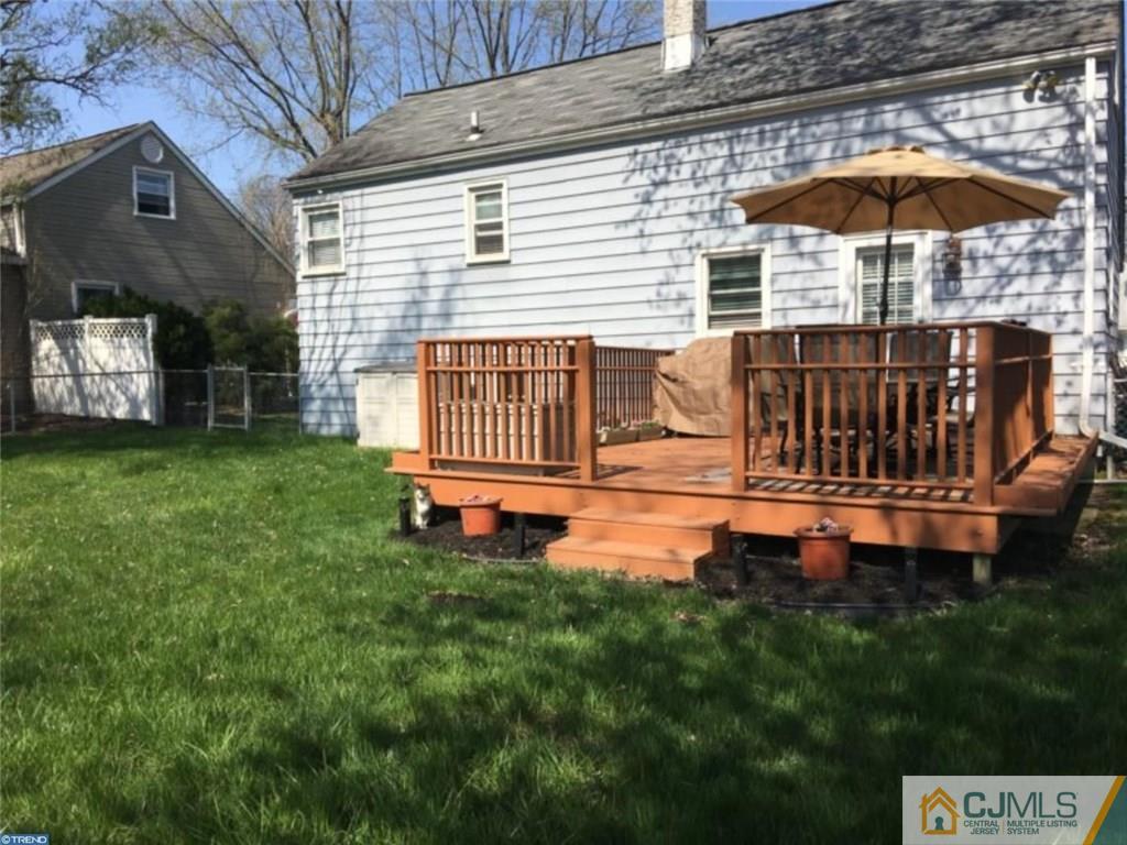 41 Miry Brook Road Hamilton, NJ 08690 - Photo 11 of 11 a front view of a house with garden