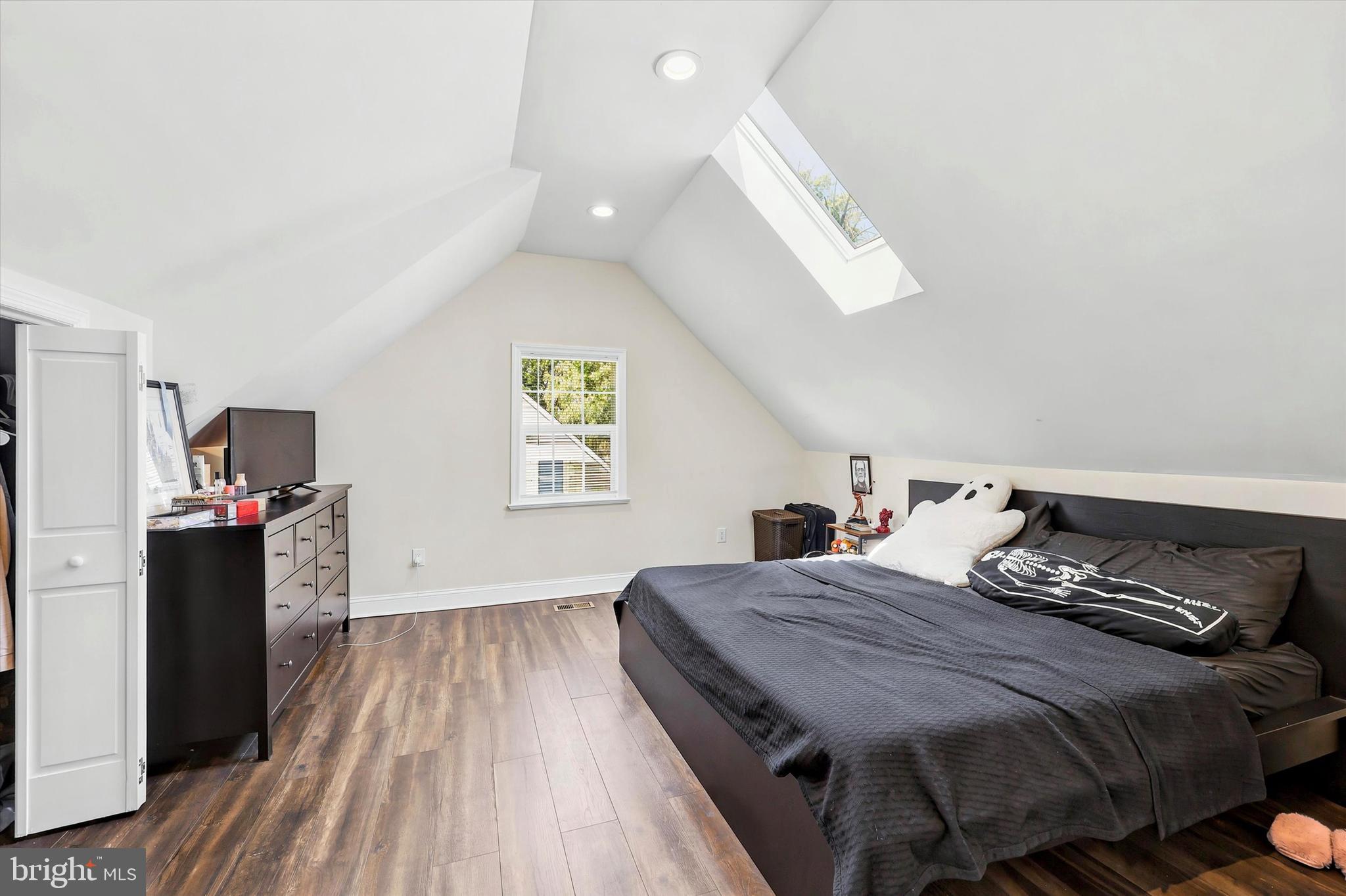 9345 Annapolis Road Philadelphia, PA 19114 - Photo 11 of 24 Bedroom 1 - 2nd Floor (Owners Suite)