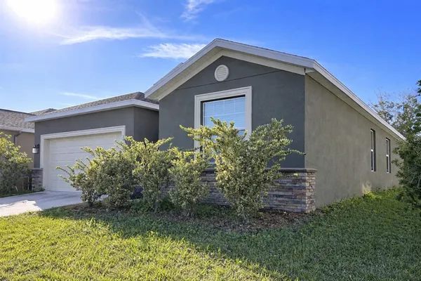 $2,400 | 3943 Cortland Drive, Davenport, FL 33837