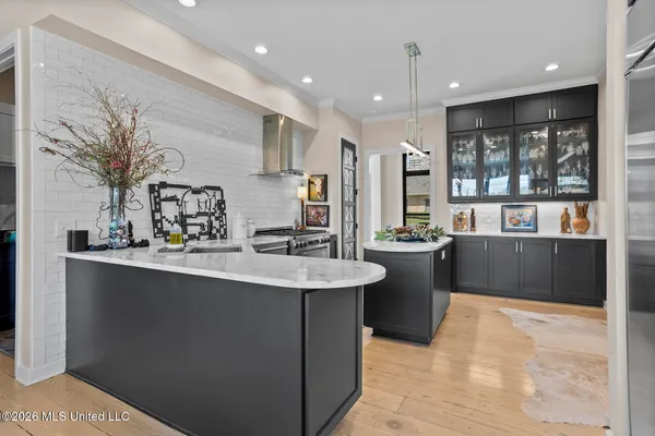 $630,000 | 9 Glen Eagles Drive, Jackson, MS 39211