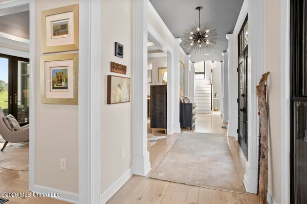 $630,000 | 9 Glen Eagles Drive, Jackson, MS 39211