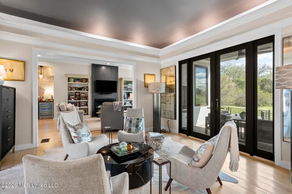 $630,000 | 9 Glen Eagles Drive, Jackson, MS 39211