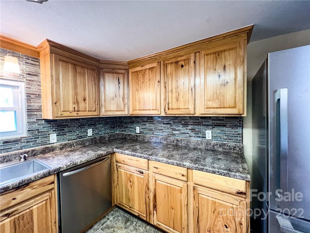 289 Old Morganton Road Marion, NC 28752 - Photo 19 of 46 Gallery Image 19