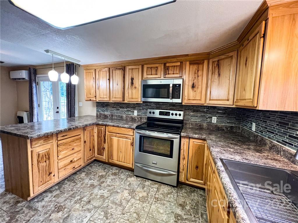 289 Old Morganton Road Marion, NC 28752 - Photo 21 of 46 Gallery Image 21