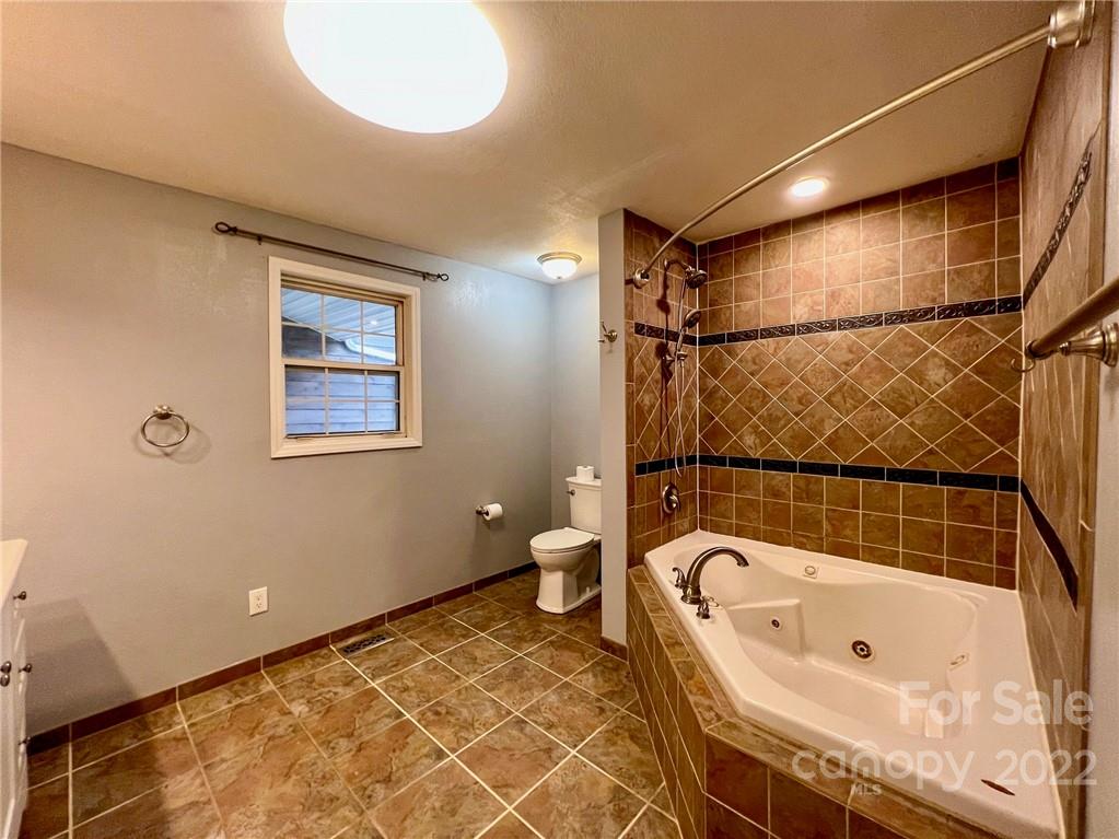 289 Old Morganton Road Marion, NC 28752 - Photo 26 of 46 Gallery Image 26