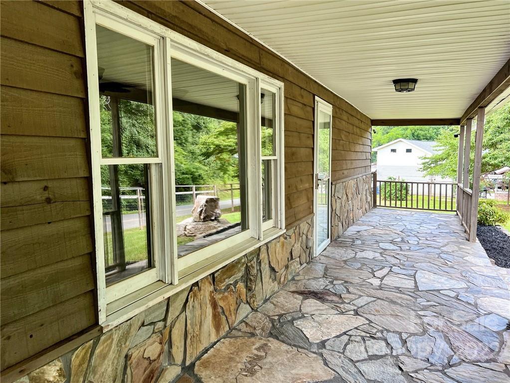 289 Old Morganton Road Marion, NC 28752 - Photo 9 of 46 Gallery Image 9