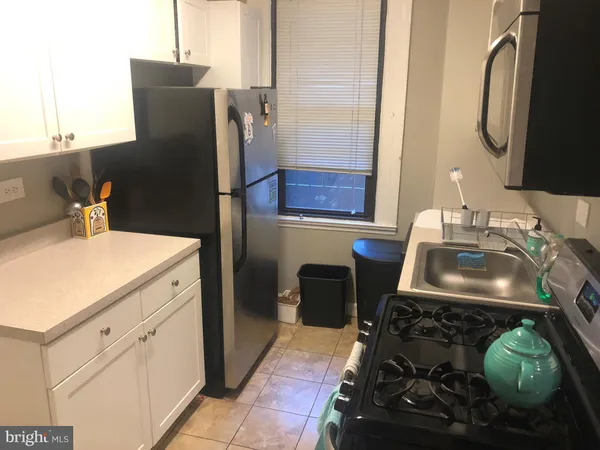 $3,500 | 2031 Locust Street, Unit 401, Philadelphia, PA 19103