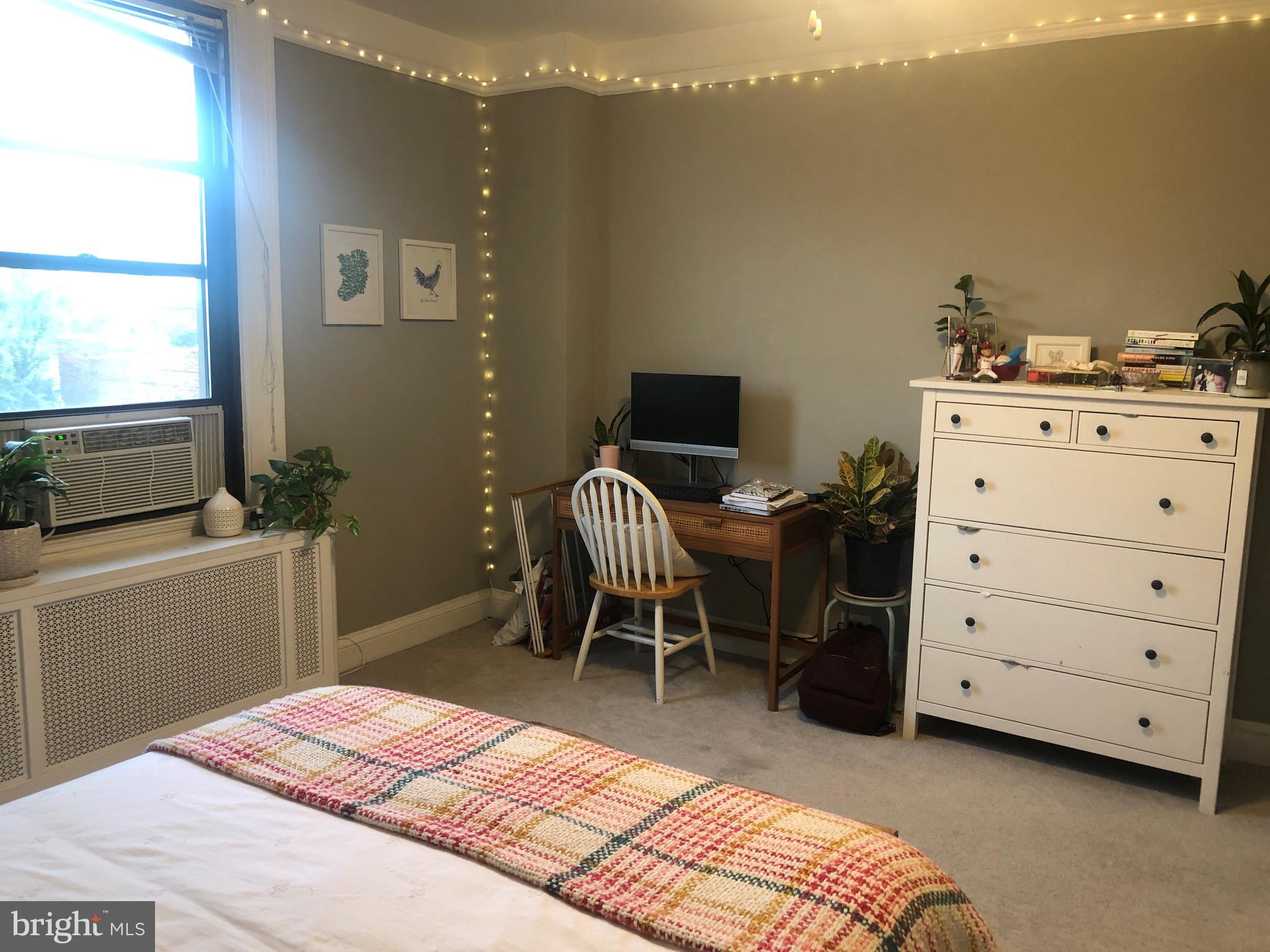 2031 Locust Street, Unit 401 Philadelphia, PA 19103 - Photo 8 of 18